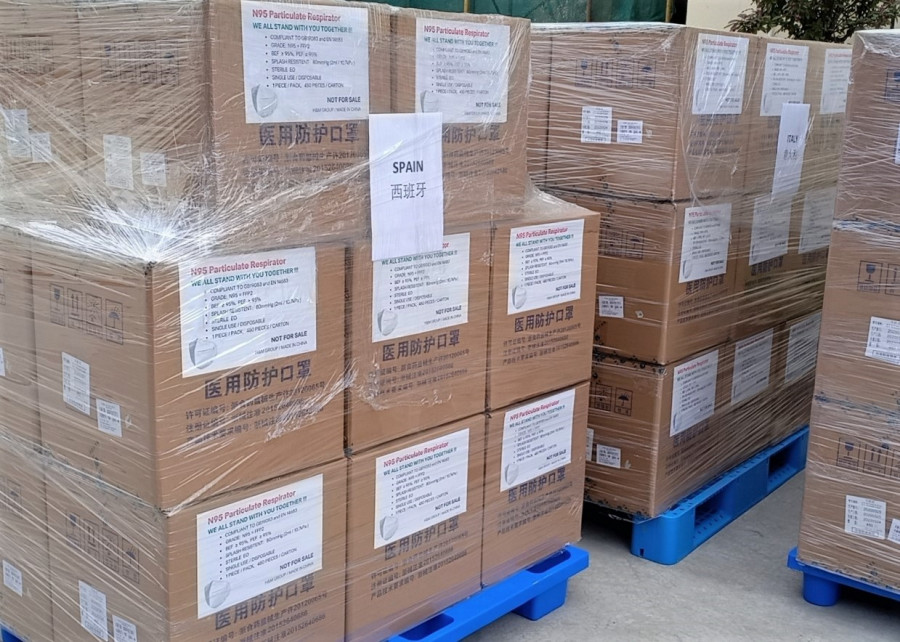 H&M mask donation for Spain Credit DB Schenker