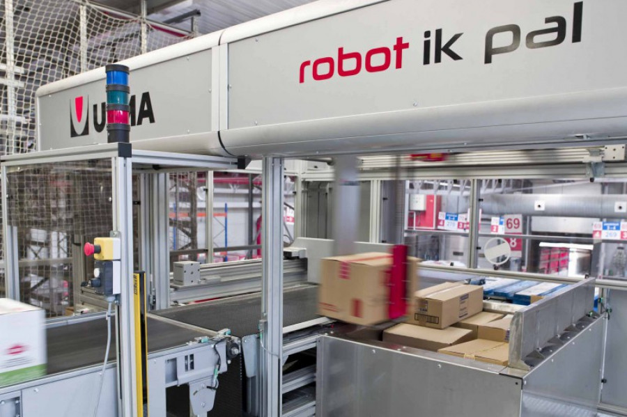 Robot