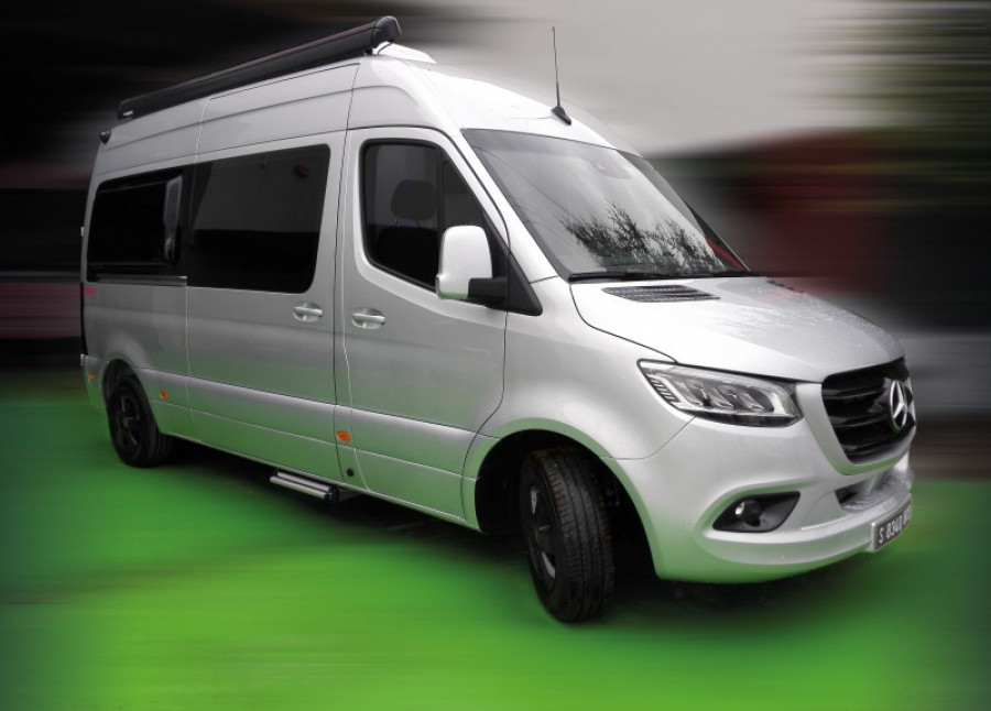 Furgoneta de mercedes 37426