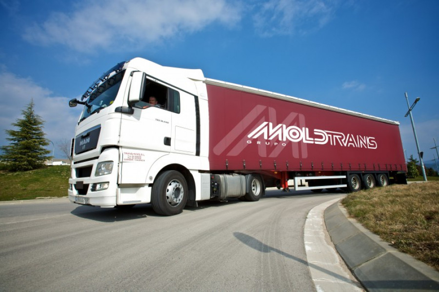 Vehiculo grupo moldtrans 2 35030