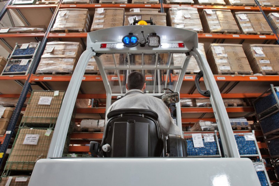 Unicarriers pr red dot award image 2 tx3 operator view 33247