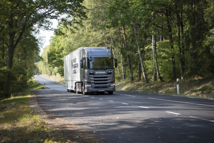 Scania 33088