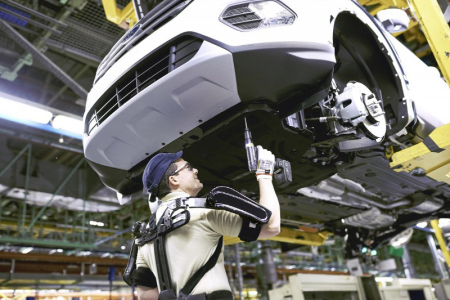 Ford 2017 exoskeletton 32432