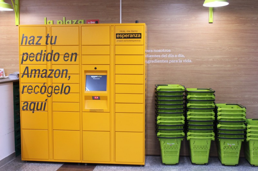 Amazon lockers en la plaza dia 31049