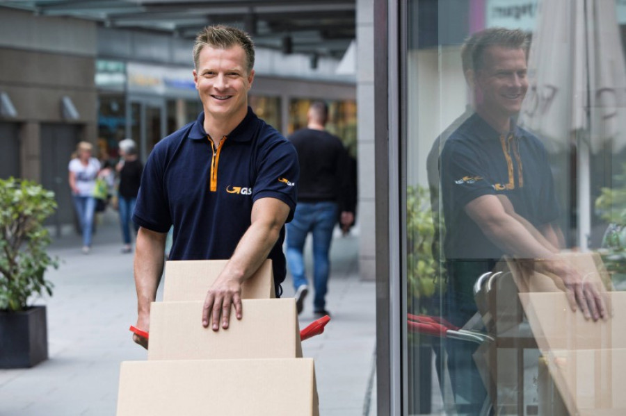 Gls delivery low res 30856