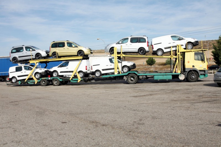 Transporte de vehiculos 24638