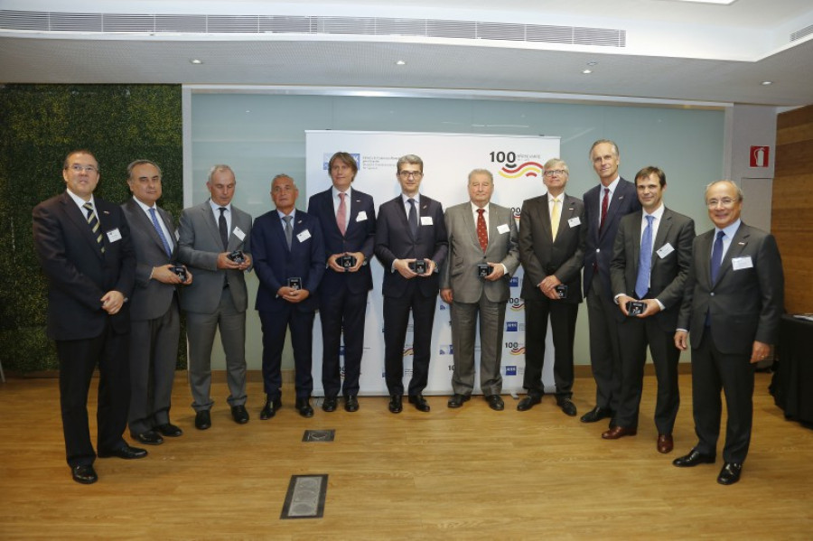 Linde 50 anos con camara comercio 28107