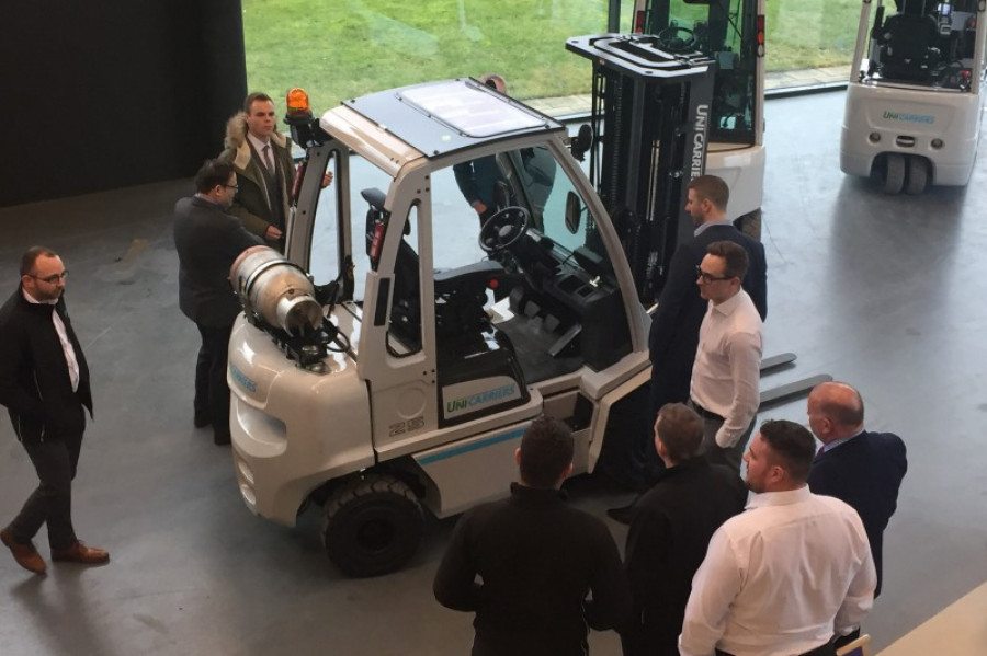 Unicarriers academy showroom 27255