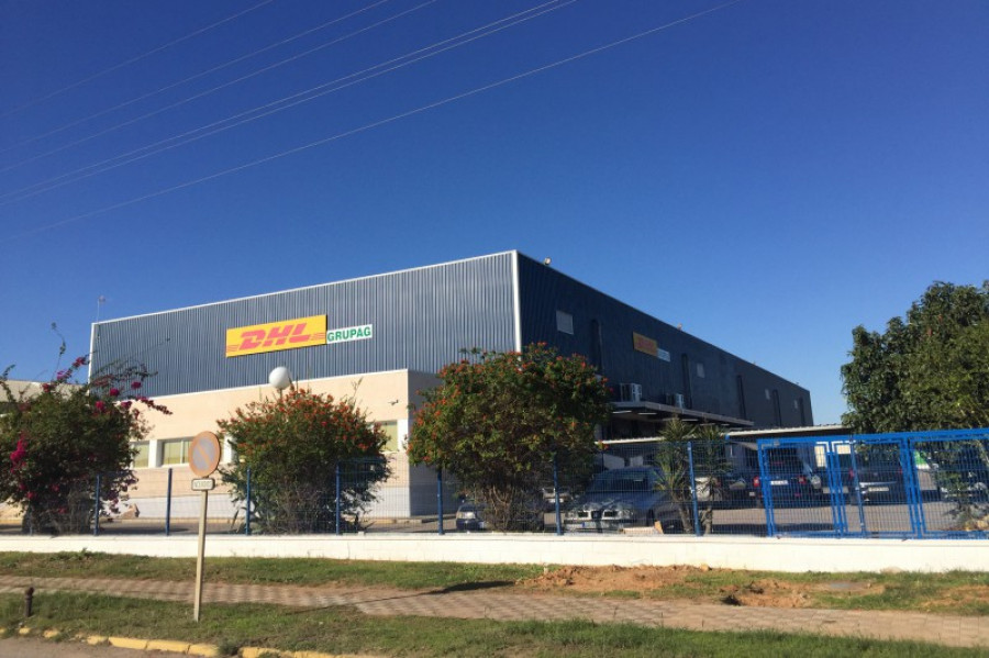 Dhl centro sevilla 25376
