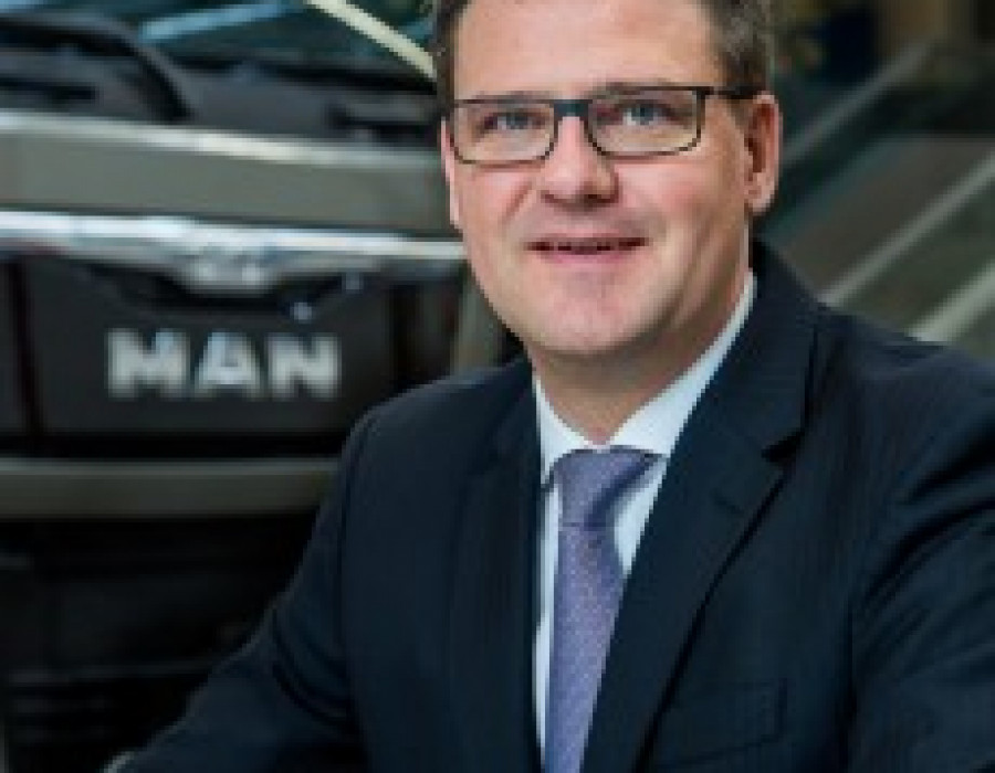 Herr christoph 20951