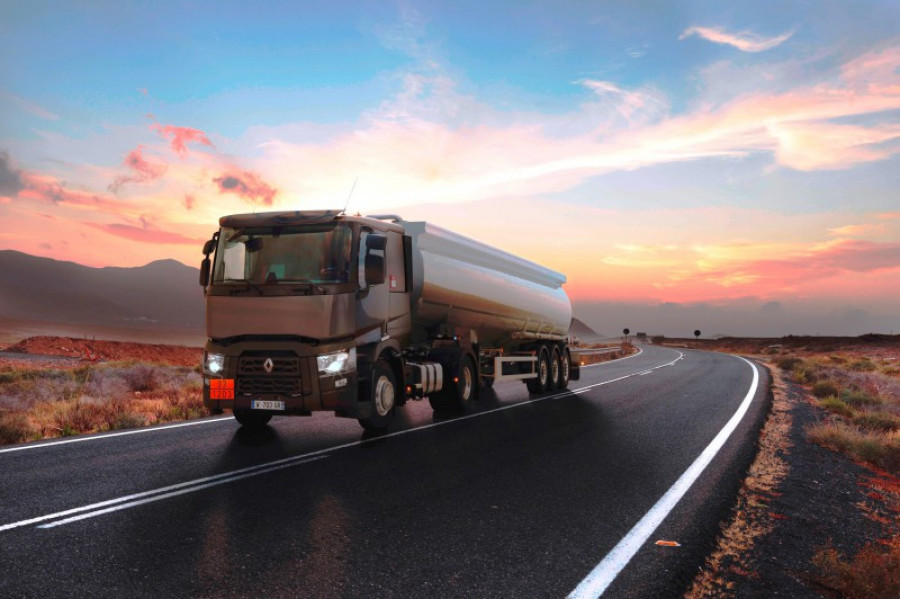 Renault trucks t tanker 19134