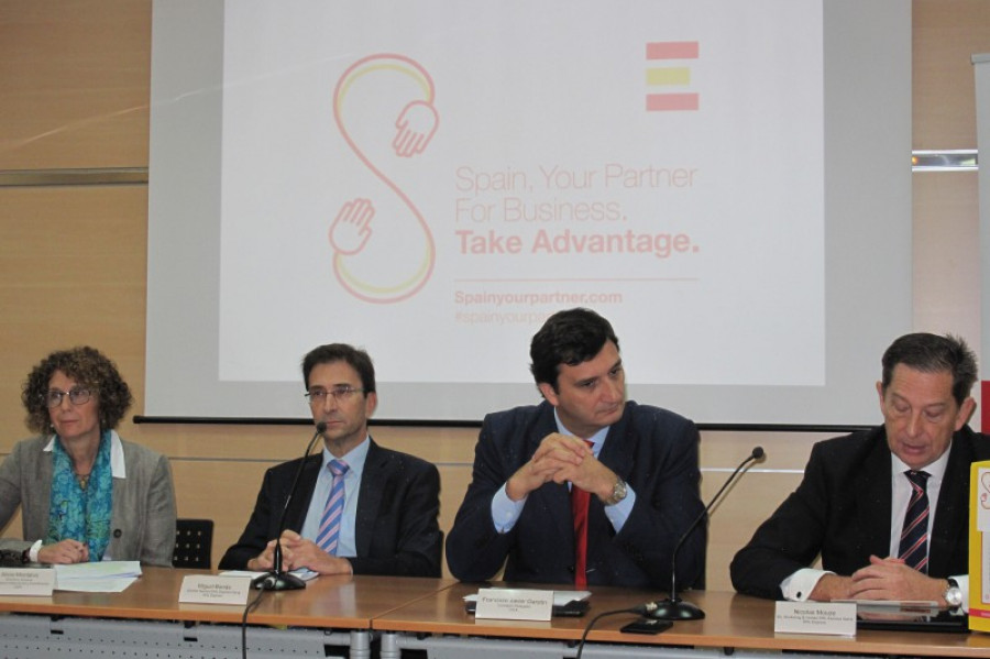 Spain your partner 19024
