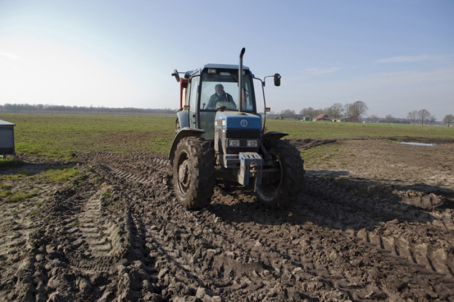 Tractor 17861
