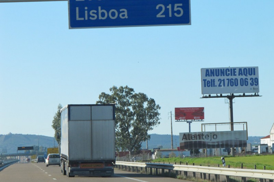 18cir1376 10944