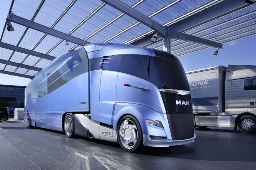 Man concept s 6897 7710
