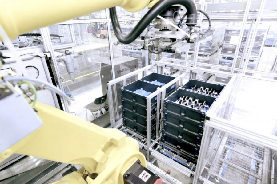 Qx container robot handling ssi schaefer 42546