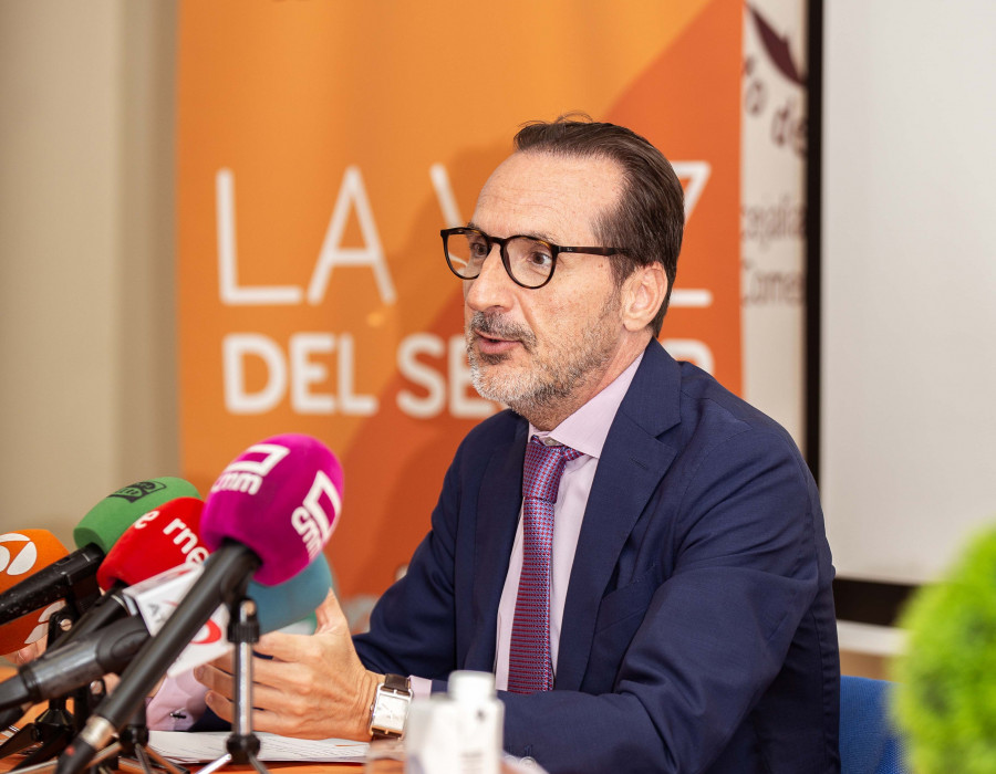 Francisco aranda, presidente uno en rueda prensa