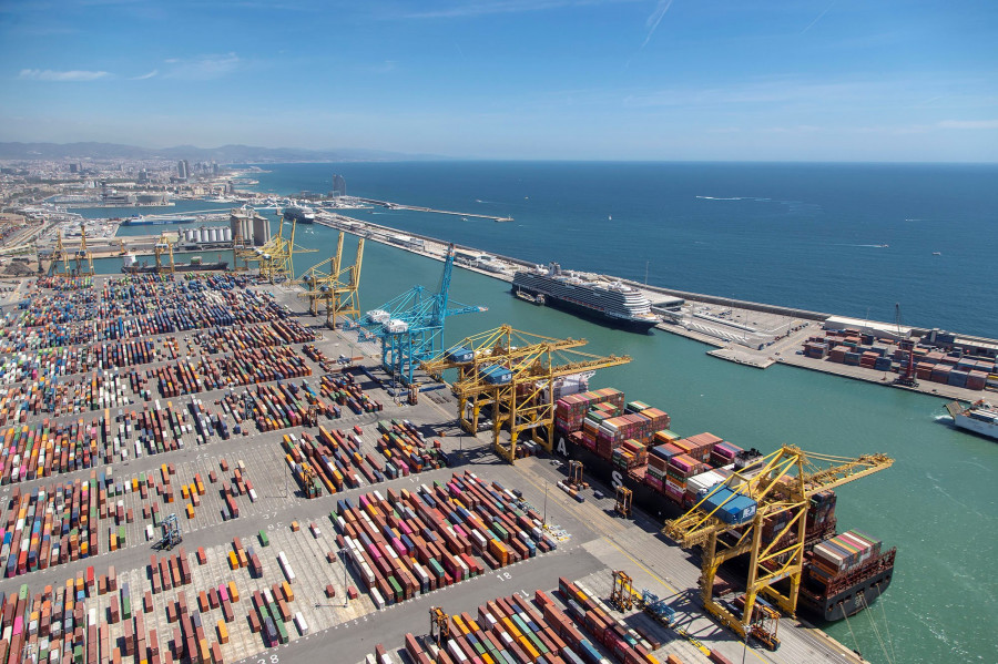 Puerto de Barcelona.