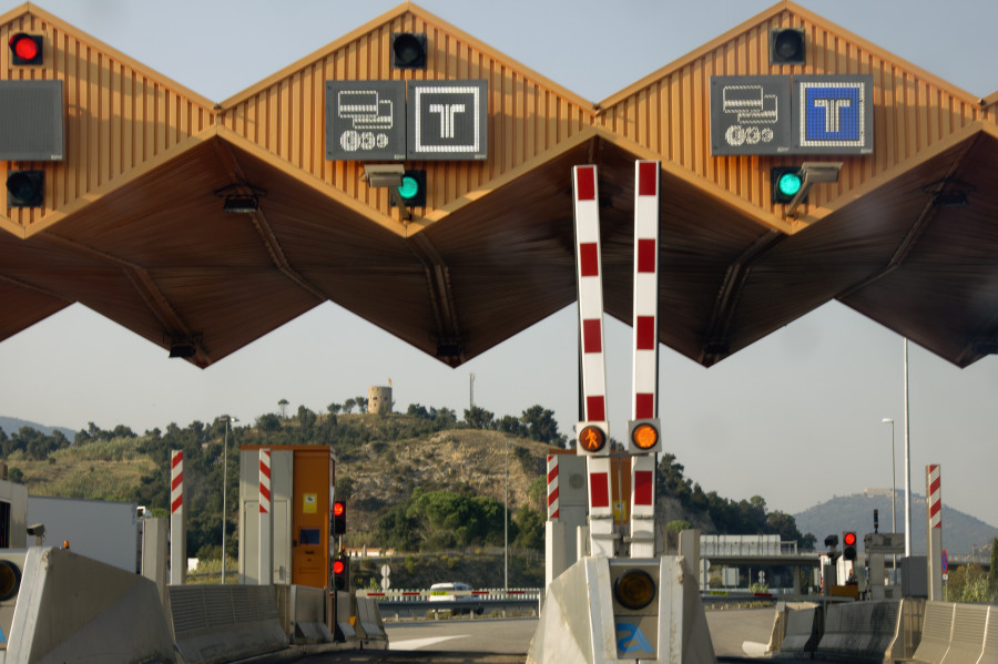 Peaje autopista lp 123rf