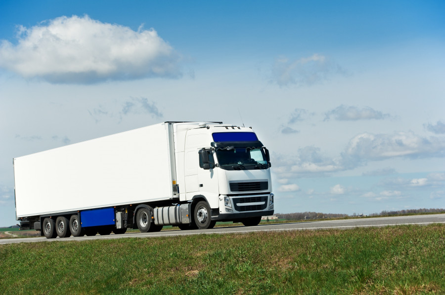 Camion circulacion lp 123rf