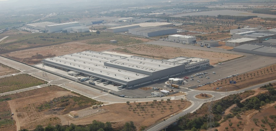 Plataforma logistica corte ingles bisbal