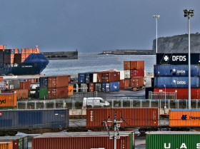 Puerto de Bilbao, terminal de contenedores