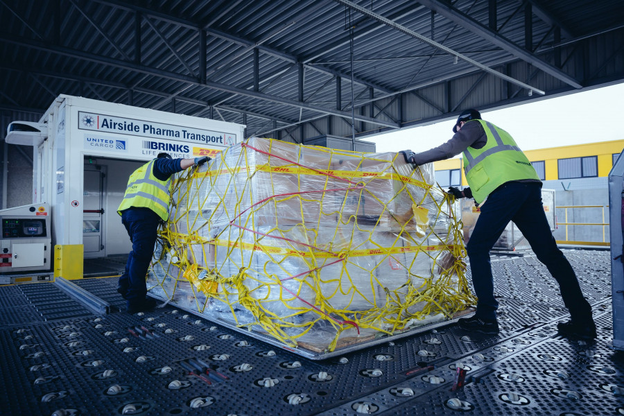 DHL vaccine distribution (1)