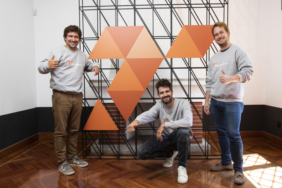 Luis Bardaji, Ramón Castro y Gabor Balogh, fundadores de Trucksters (izda a dcha)