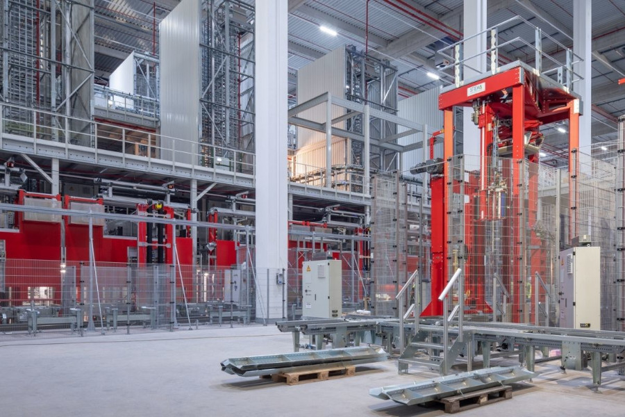 Trilux rewe logistic hall corridors smart