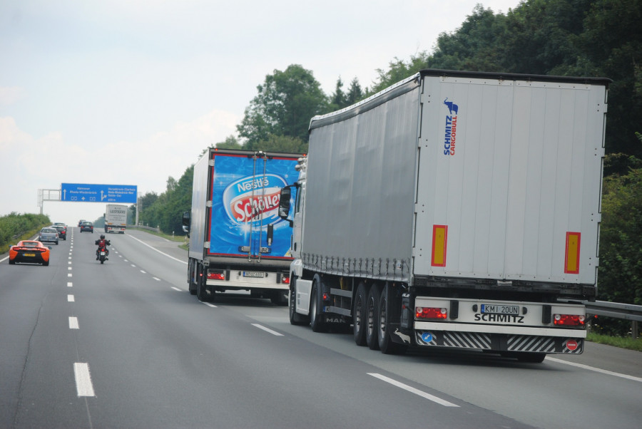 Long distance traffic g1b7d619d4 1920