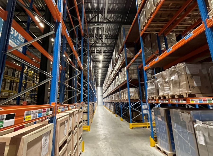 Logistics center Venray inside © Arvato Supply Chain Solutions