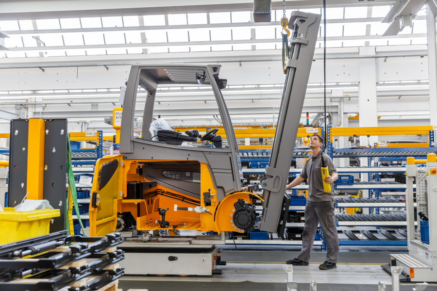 PM 22 BPK Produktion EFG Werk Moosburg