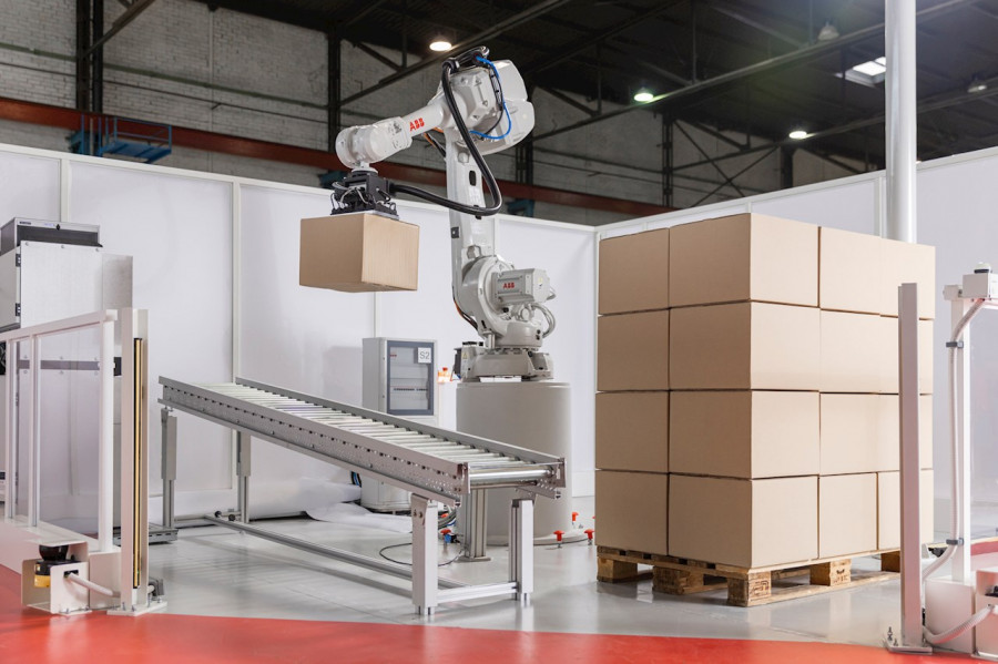 11ABB Robotic Depalletizer 1