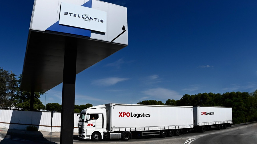XPO Logistics Duotráiler   Grupo Stellantis[1856]