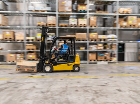 Yale ERP25 30VLL electric forklift truck