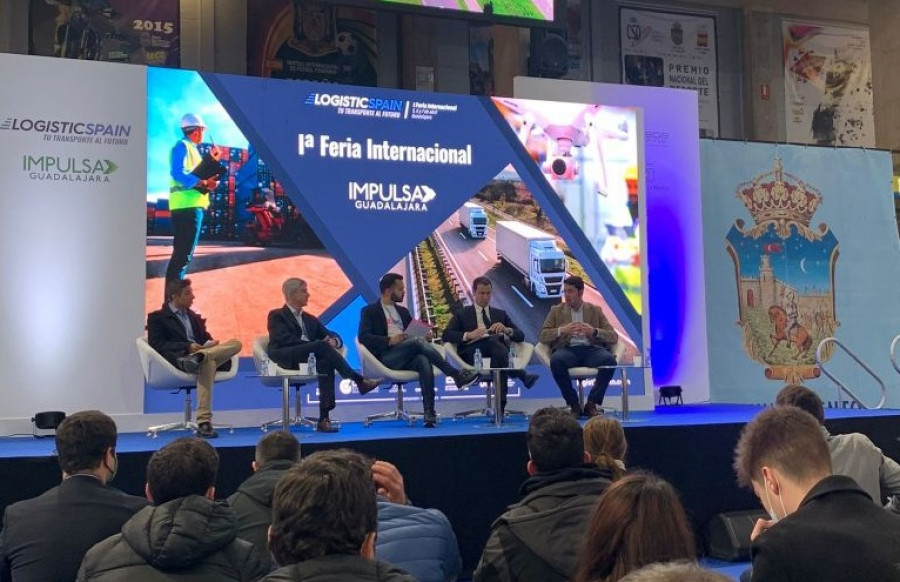 Mesa redonda 1 768x1024