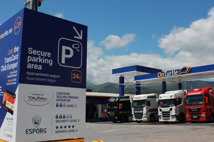 OnTurtle Parking Camiones La Jonquera scaled 1