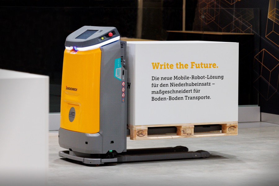Jungheinrich LogiMAT2023 EAE212a MRL