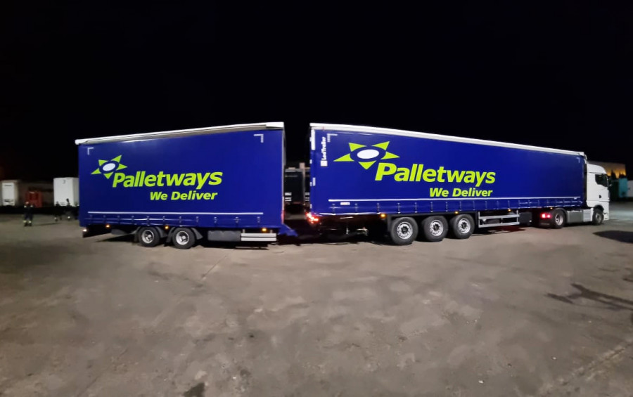 Palletways Megacamion (2)