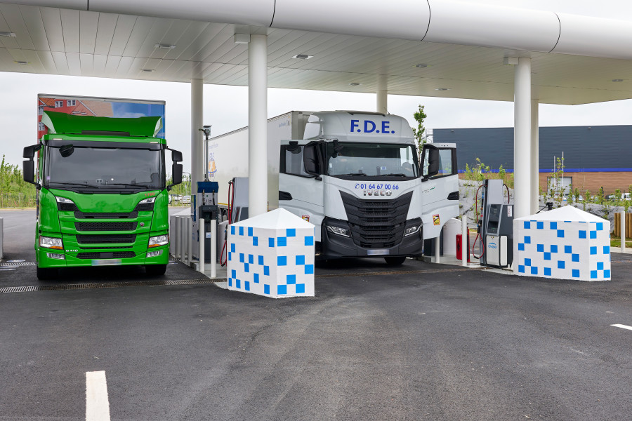 Relay Refueling Station
