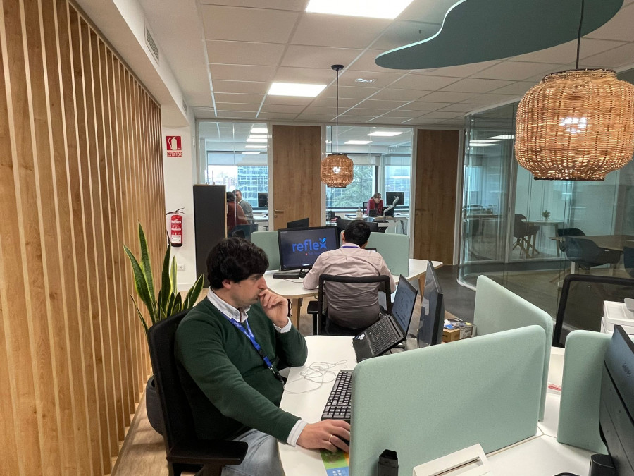 Reflex Logistics 01