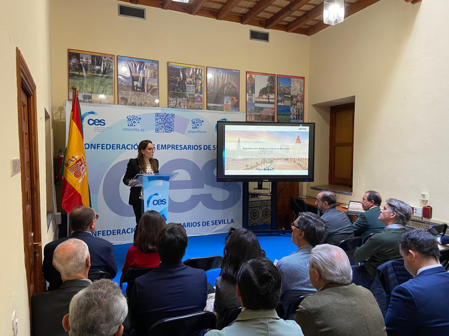 María Tena, directora del Área de Logística y Transporte de AECOC