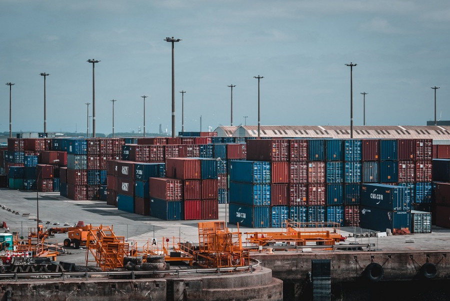 Puerto contenedores pexels