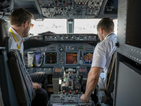 Cabina avión pexels